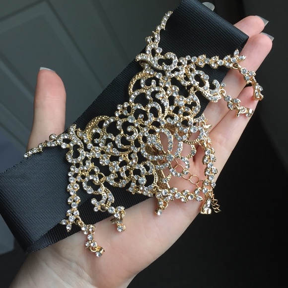 ⚜️[𝗡𝗪𝗧]⚜️Gold Crystal Wide Statement Choker NEW - Picture 5 of 7